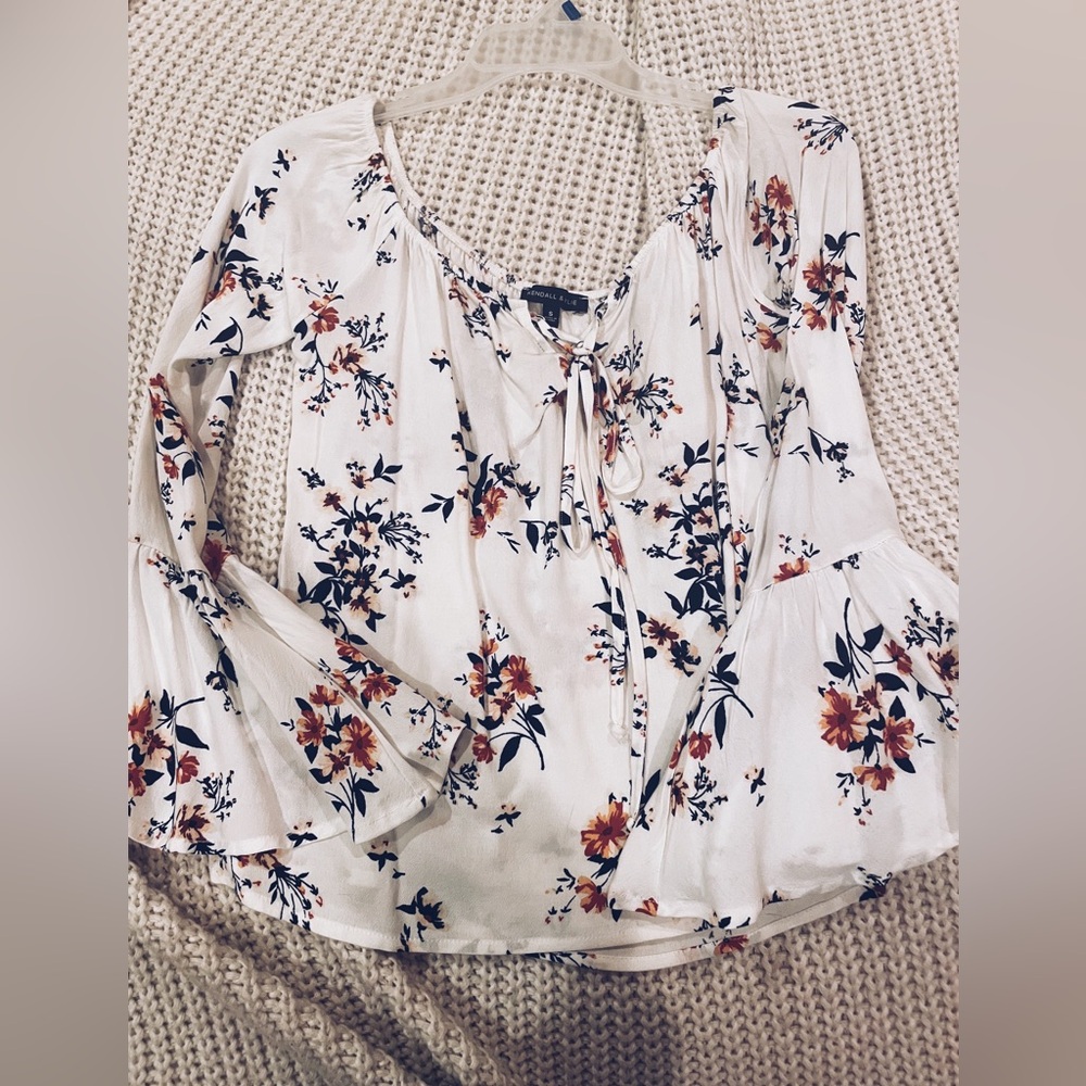 Kendall & Kylie long sleeve
